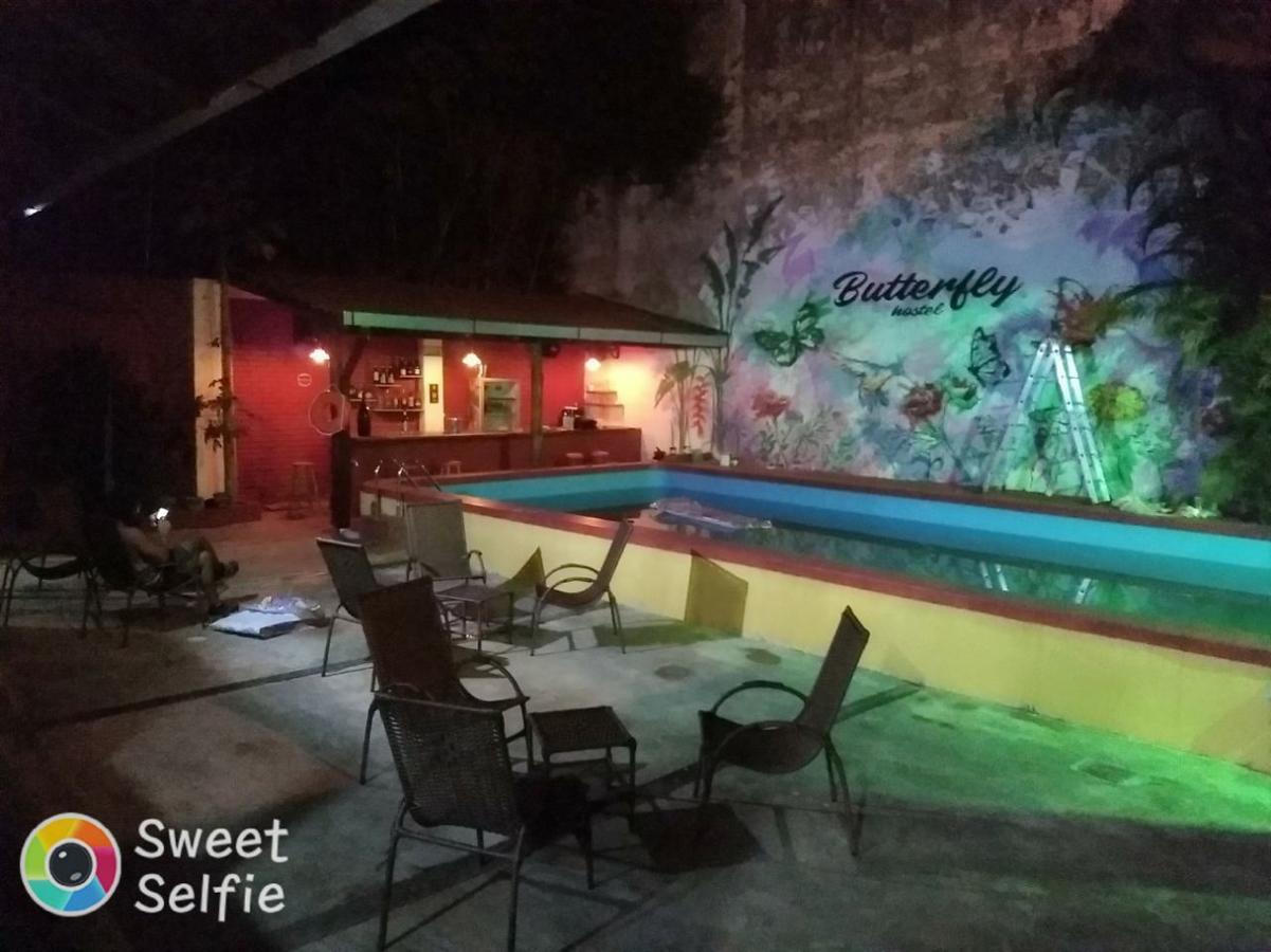 Butterfly Hostel Puerto Iguazu Exterior photo